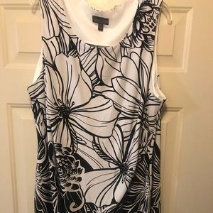 Sleeveless polyester dress